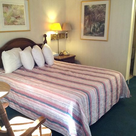Almost Home Lodge Branson Esterno foto