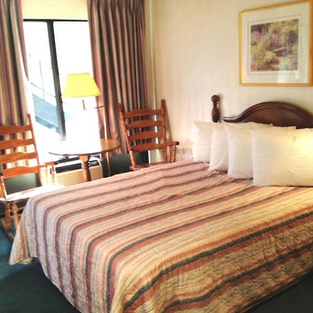 Almost Home Lodge Branson Esterno foto