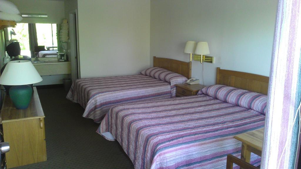 Almost Home Lodge Branson Camera foto